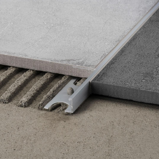 Plaadiliist L Profilpas 12,5mmx270cm naturaalne alumiinium pilt